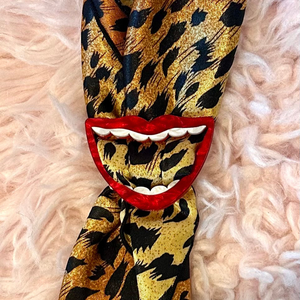 Big Mouth Scarf Ring
