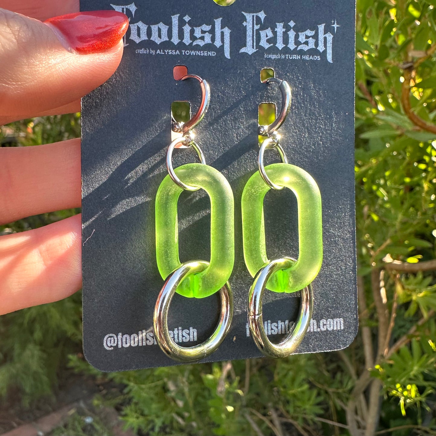 Frosted Chain Single Link O Ring Earrings-Multiple Colors