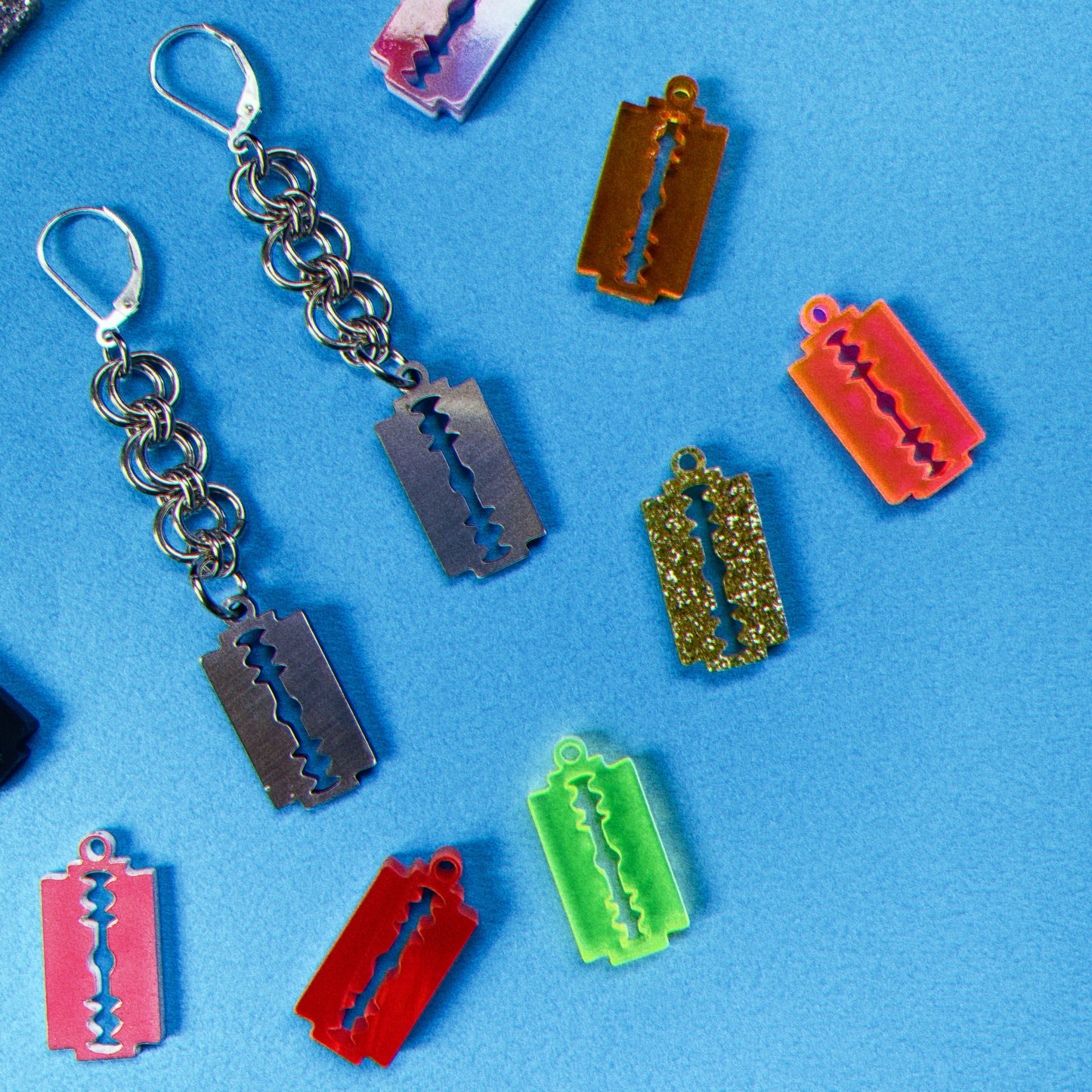 Razor's Edge : Various Colors
