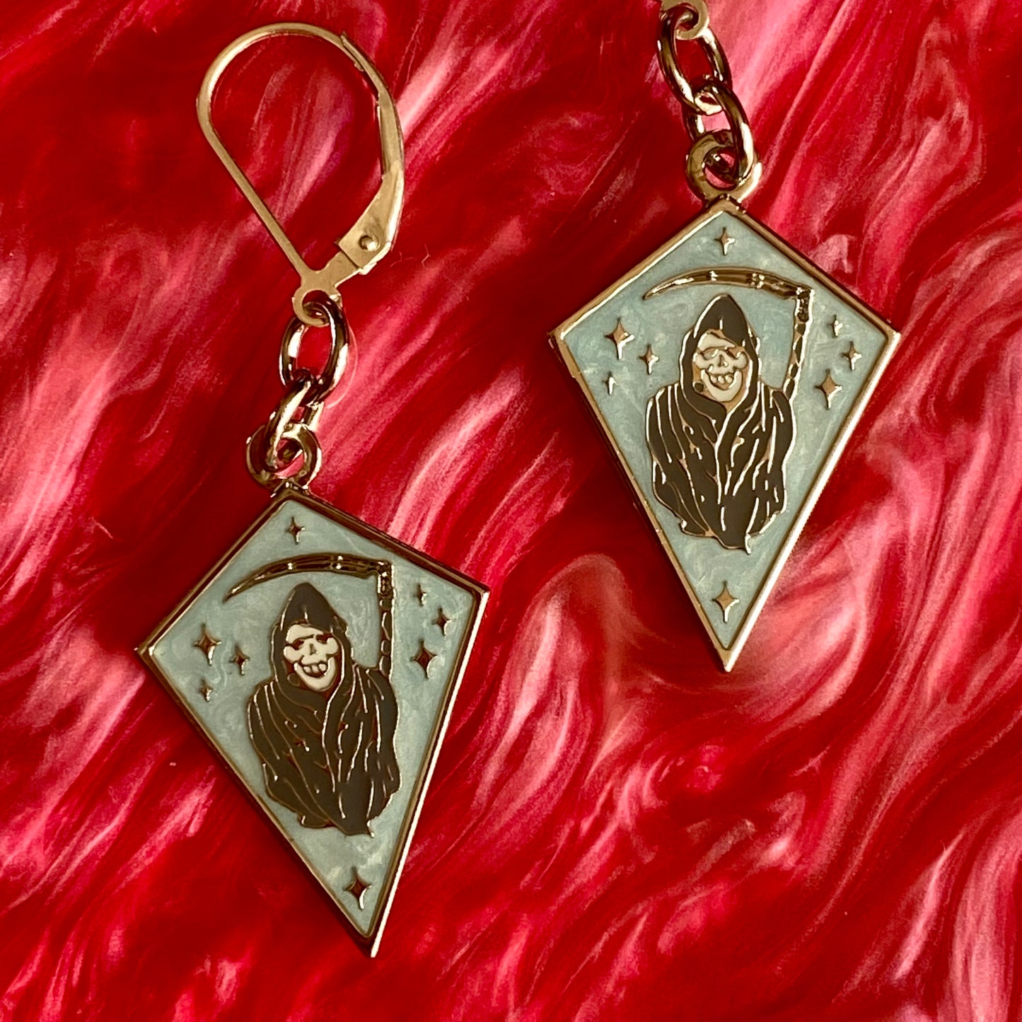 Tiny Reaper Earrings : Pink or Blue
