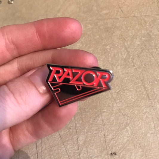 Razor pin