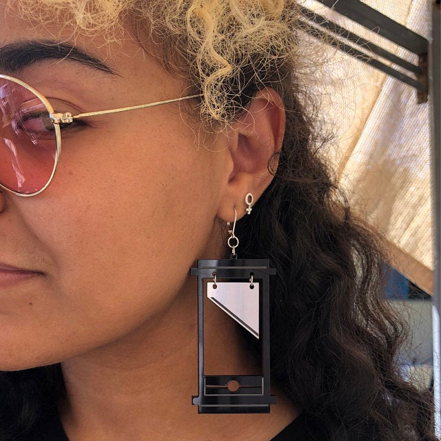 Single Black Guillotine Earring