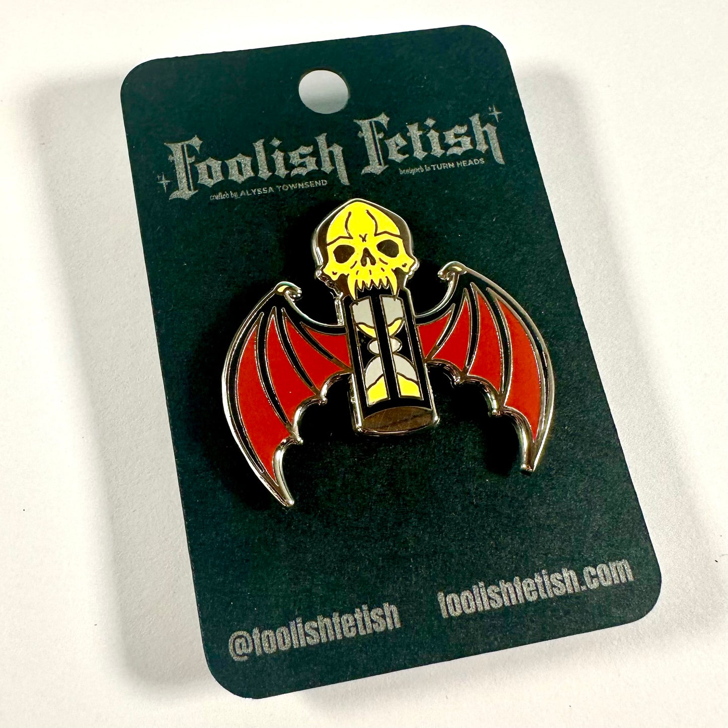 Memento Mori Winged Skull Pin