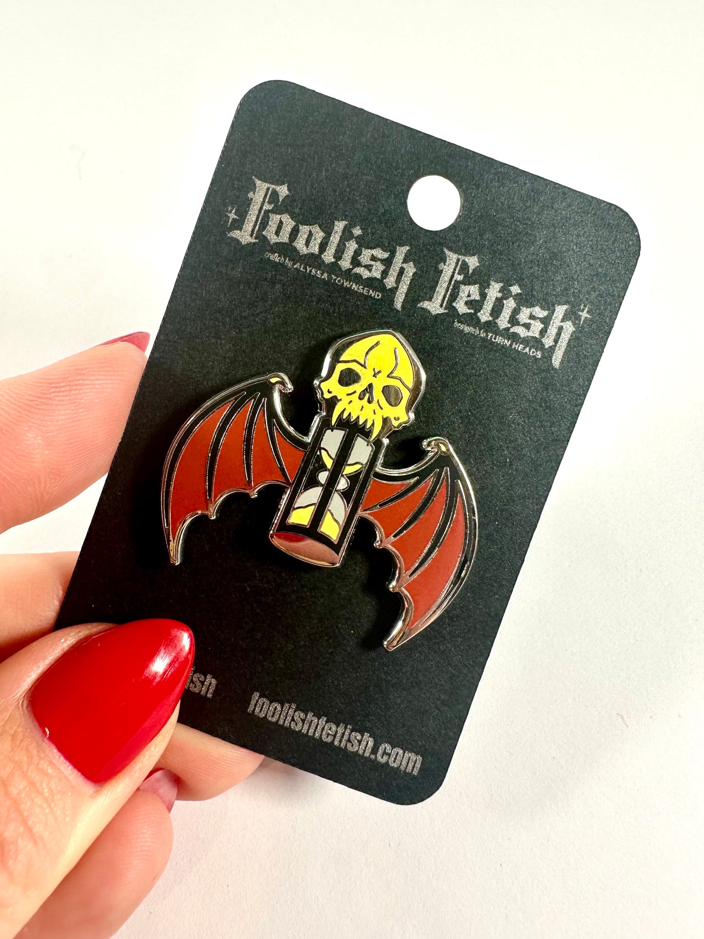 Memento Mori Winged Skull Pin