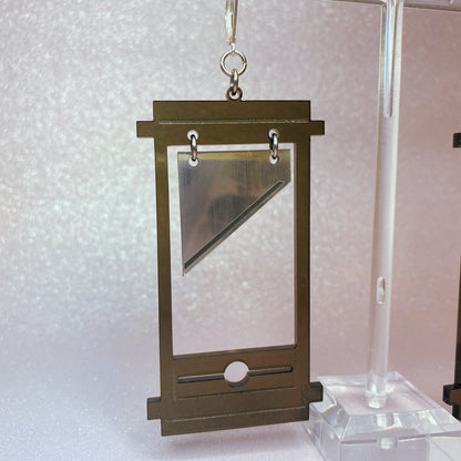 Smoke Gray Guillotines