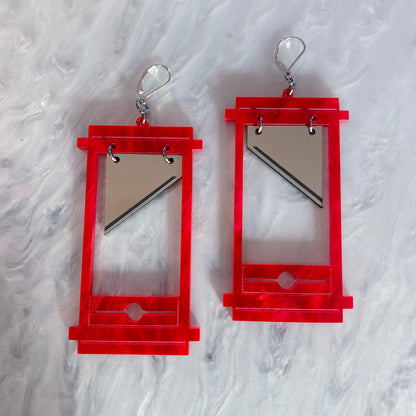 Red Pearl Guillotines